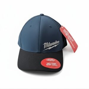NWT Milwaukee WORKSKIN™ Performance FlexFit Hat L/XL (Dry Fast/Stay Cool)